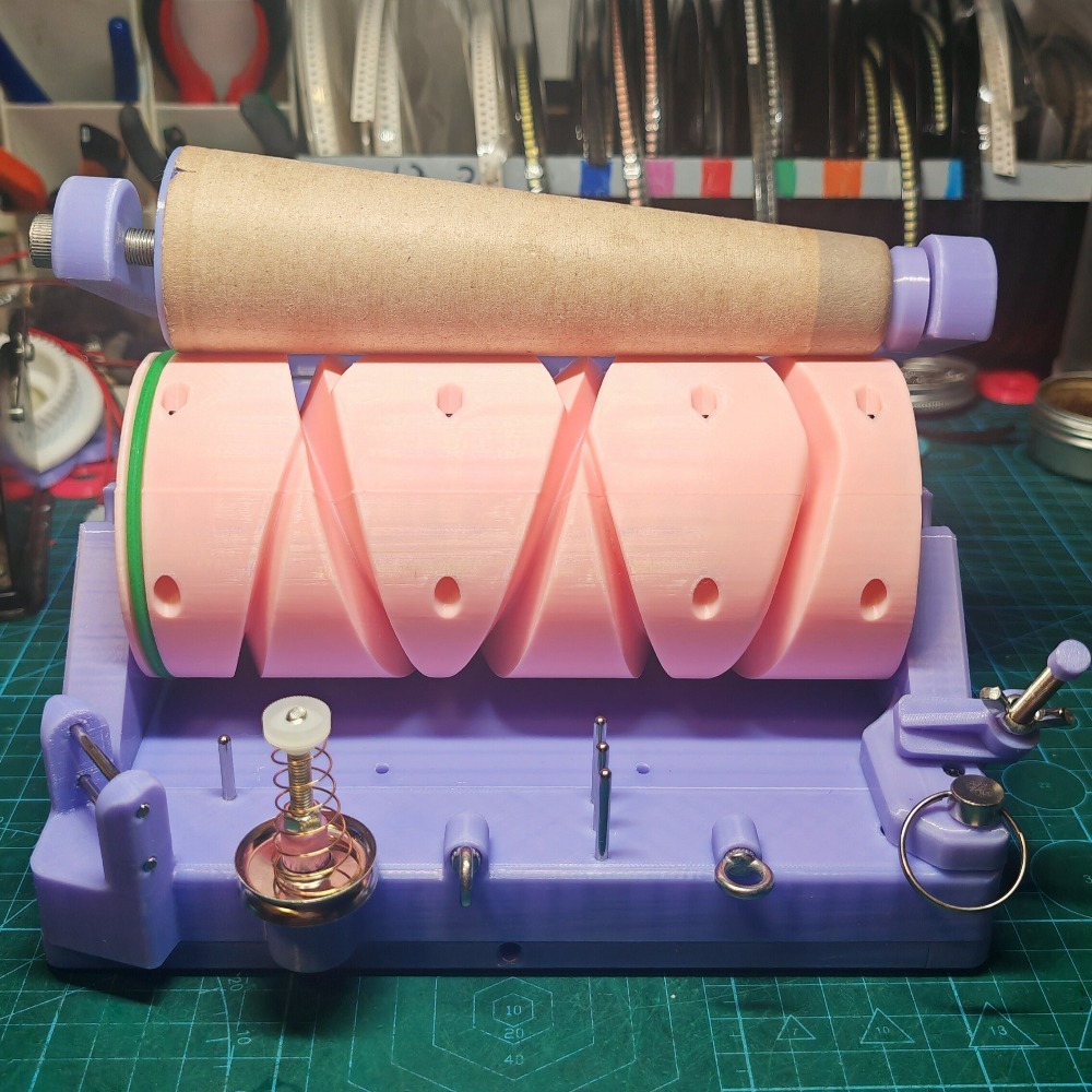 Sewing Knit - เครื่องกรอไหมไฟฟ้าพร้อมระบบนำไหมอัตโนมัติและฟังก์ชั่นพันไหม ปรับความเร็วได้ เครื่องกรอไหมสำหรับงานถัก