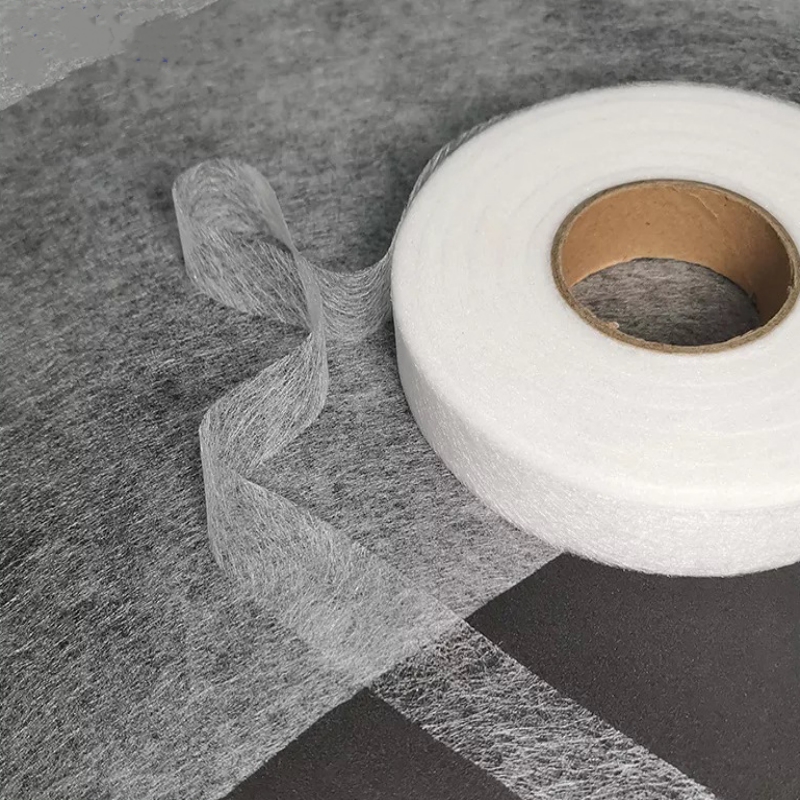 Hem Tape Fusible - 70หลา/ม้วนผ้าสองหน้าผ้าใยสังเคราะห์แบบสอดประสานเทปกาวม้วนเทปเย็บริมสำหรับงานเย็บงานฝีมือแบบ DIY