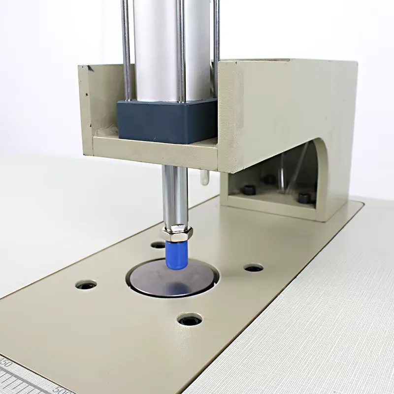 เครื่องเย็บผ้าลูกไม้แบบอัลตราโ - Textiles Sewing Machine บทวิจารณ์และราคา
